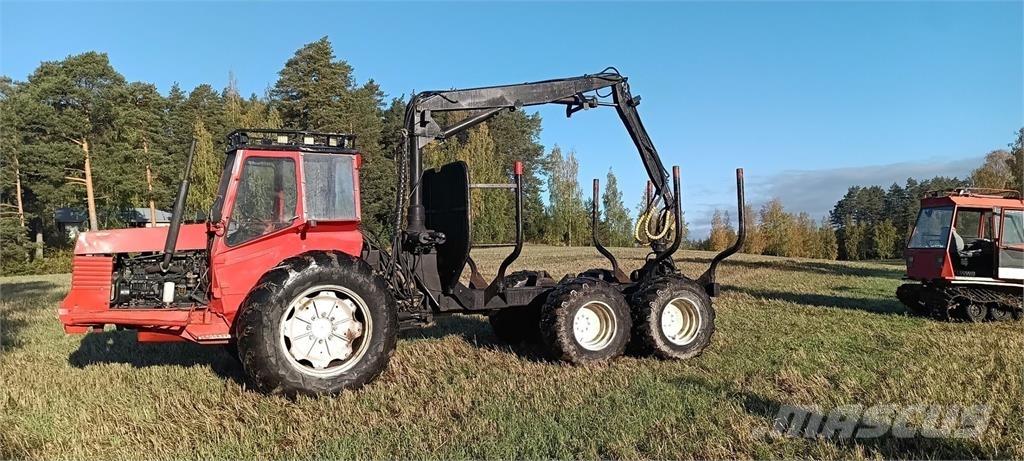 Valmet 702 Lassbærere