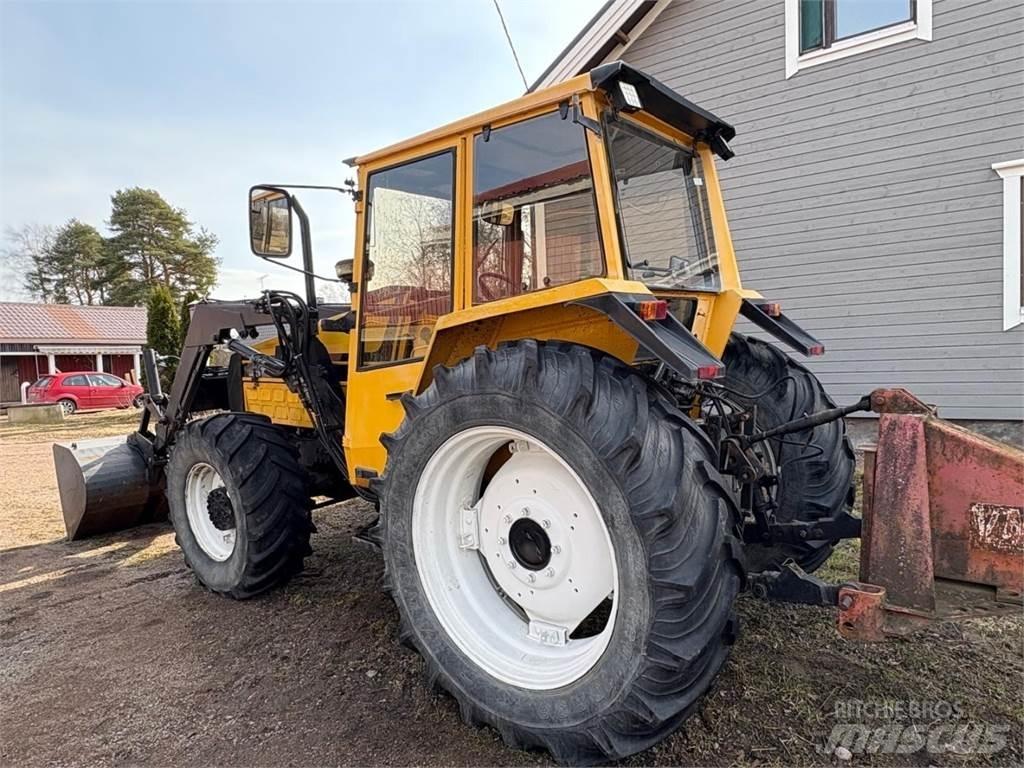Valmet 915 Traktorer