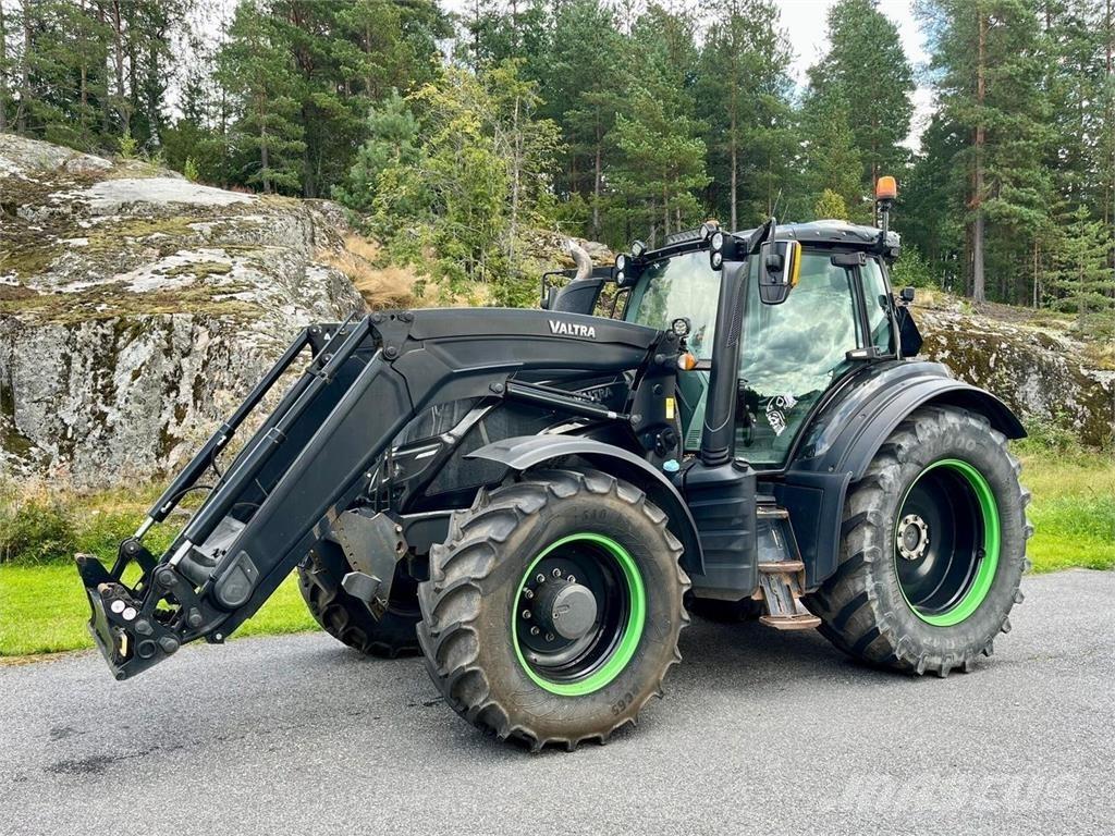 Valtra T234 Versu Traktorer