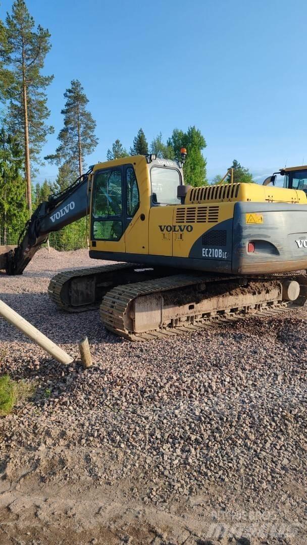 Volvo 210 B Beltegraver