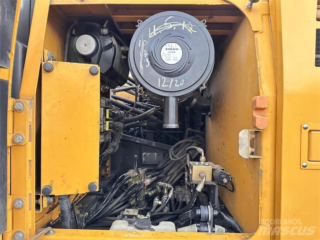 Volvo EC210CL Beltegraver