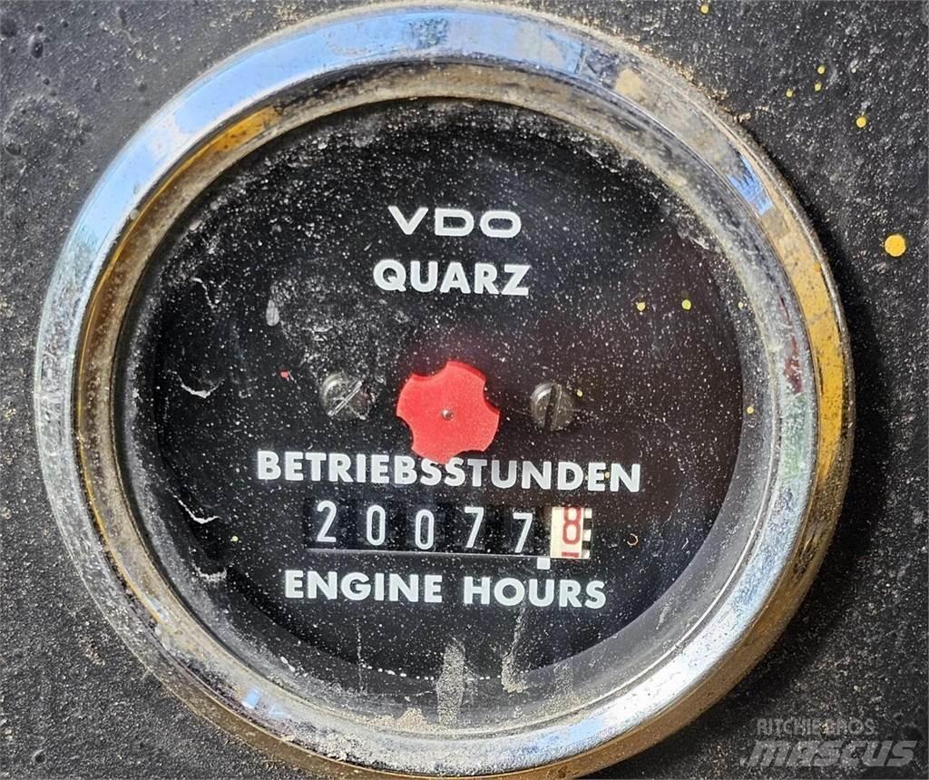 Volvo EW 200 Hjulgravere