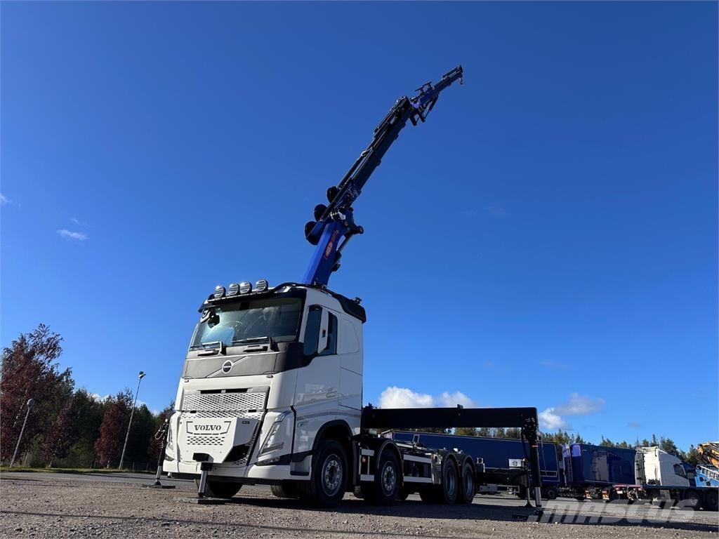 Volvo FH13 8x4 Stykkgods kraner