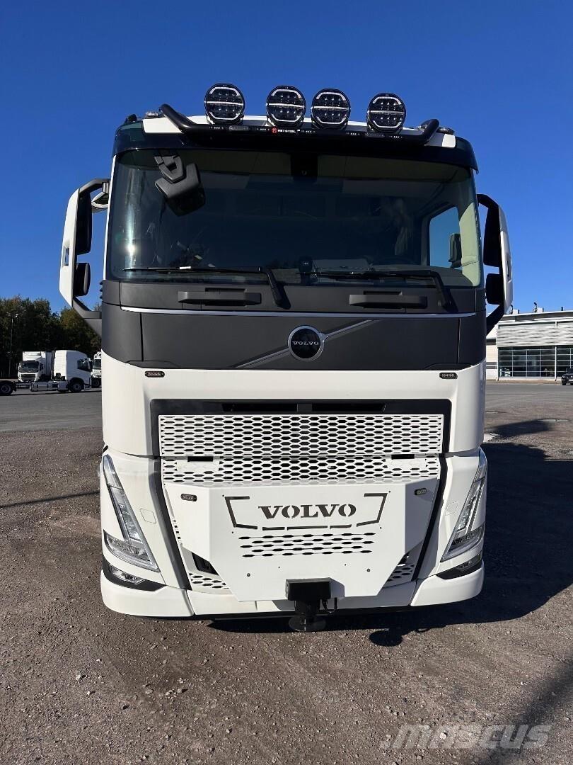 Volvo FH13 8x4 Kranbil