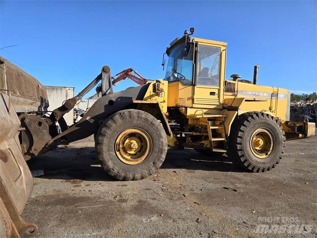 Volvo L120C Hjullastere