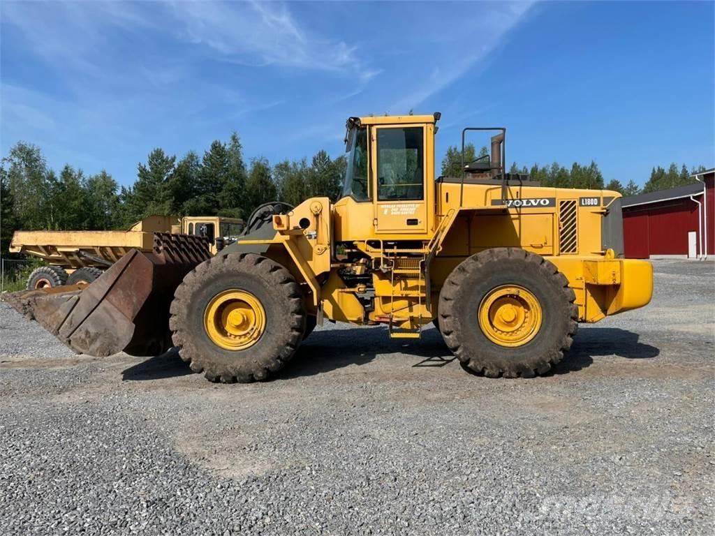 Volvo L180D Hjullastere