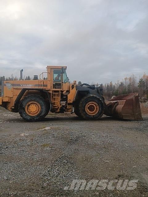 Volvo L330C Hjullastere