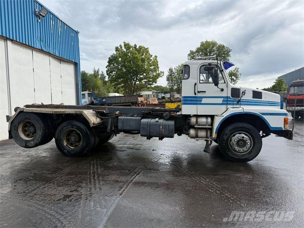 Volvo N10 6x2 Krokbil