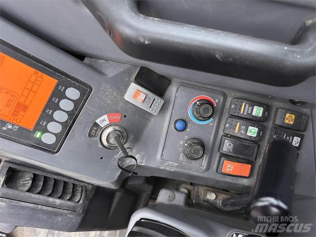 Yanmar SV100 Beltegraver