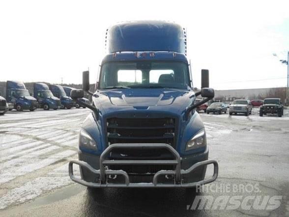 Freightliner CASCADIA 116 Trekkvogner