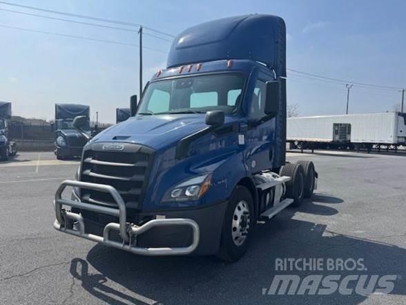 Freightliner CASCADIA 116 Trekkvogner