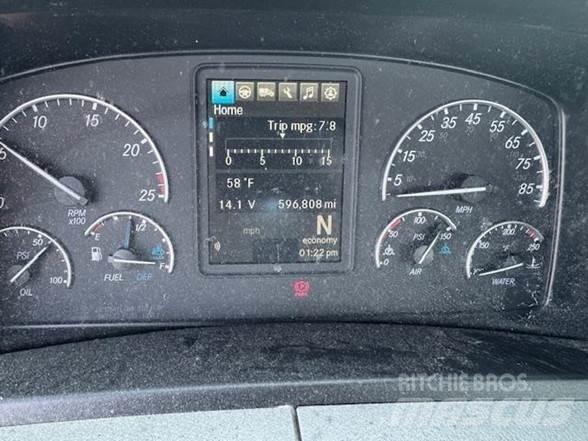 Freightliner CASCADIA 116 Trekkvogner