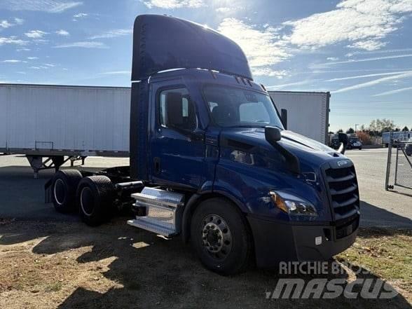 Freightliner CASCADIA 116 Trekkvogner