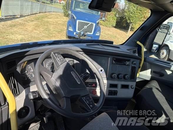 Freightliner CASCADIA 116 Trekkvogner