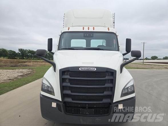 Freightliner CASCADIA 116 Trekkvogner