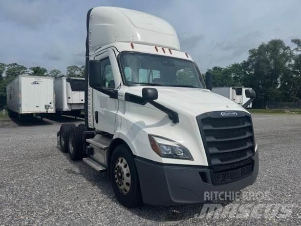 Freightliner CASCADIA 116 Trekkvogner