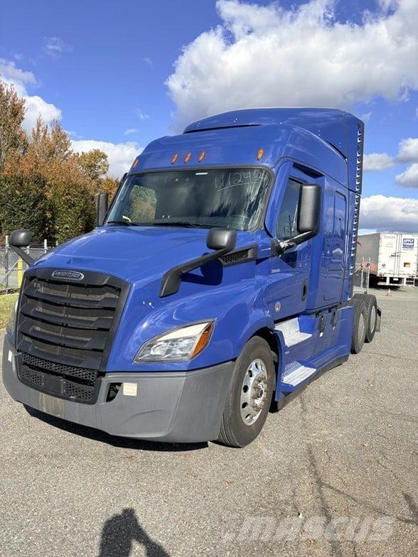 Freightliner CASCADIA 116 Trekkvogner