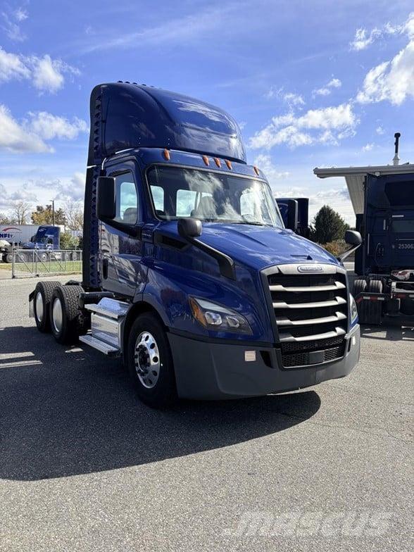 Freightliner CASCADIA 116 Trekkvogner