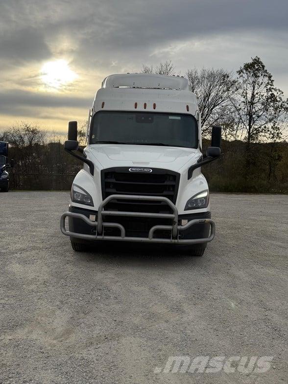 Freightliner CASCADIA 116 Trekkvogner