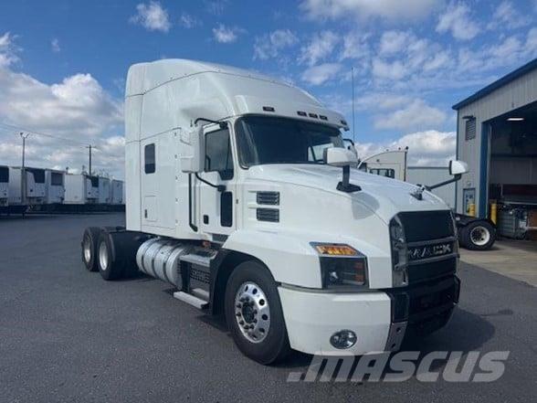 Mack ANTHEM 64T Trekkvogner