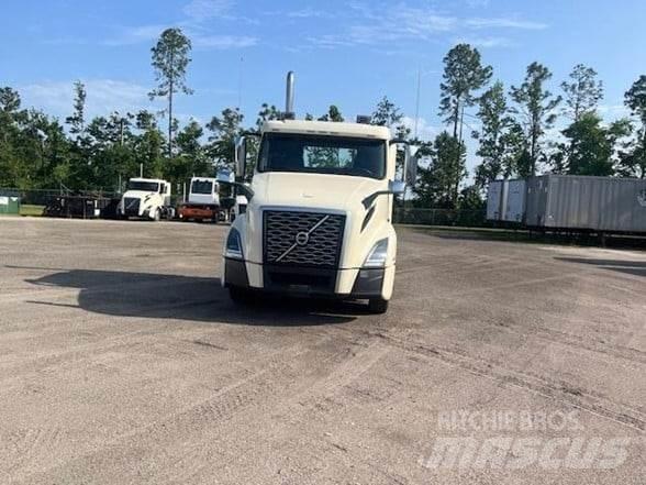 Volvo VNL64T300 Trekkvogner