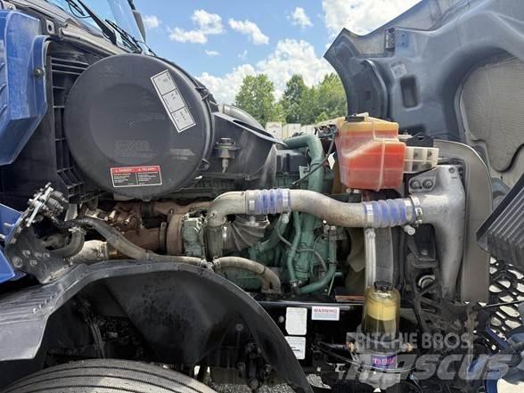 Volvo VNL64T860 Trekkvogner