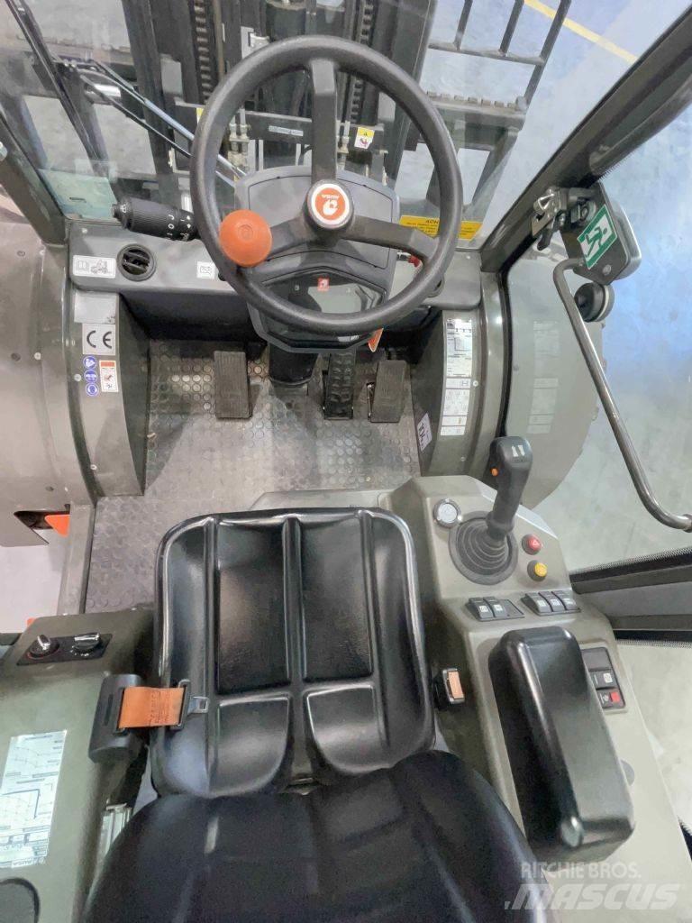 Ausa C351HX4 Terrenggående gaffeltruck