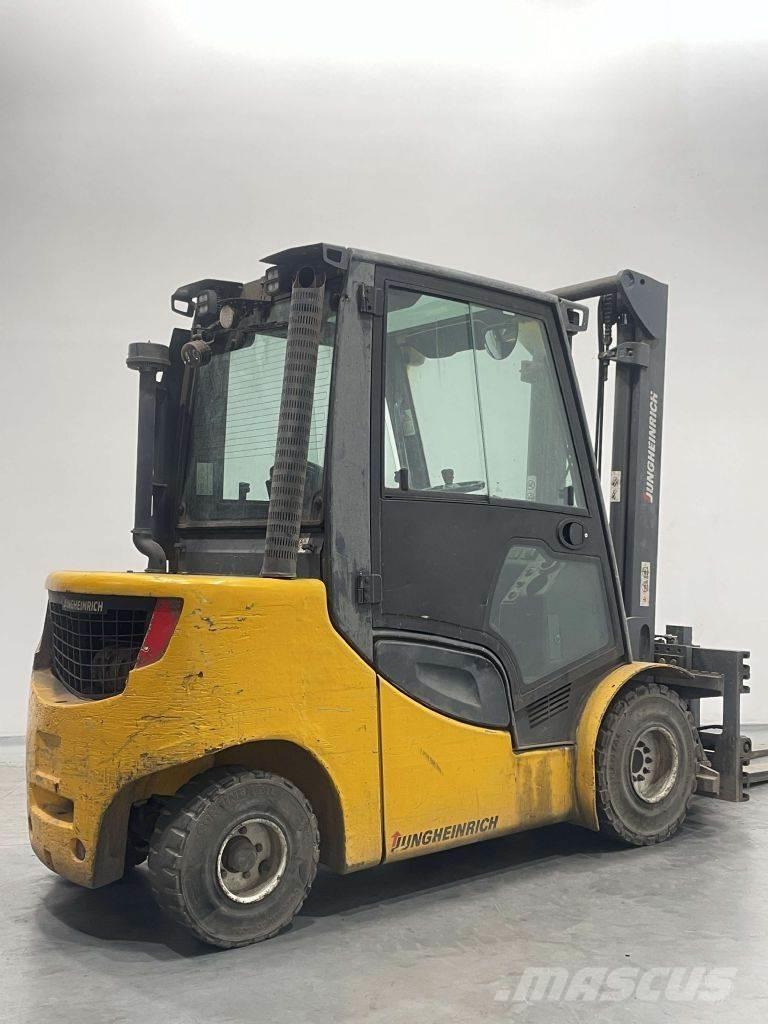 Jungheinrich DFG430S Diesel Trucker