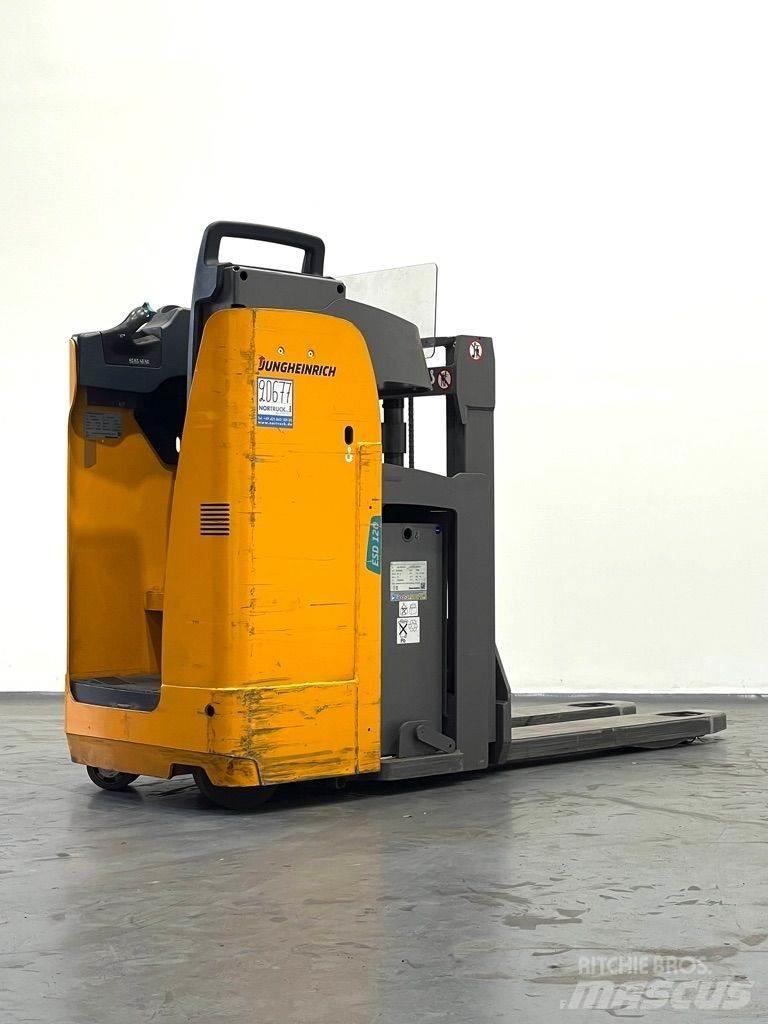 Jungheinrich ESD 120 Ledestablere
