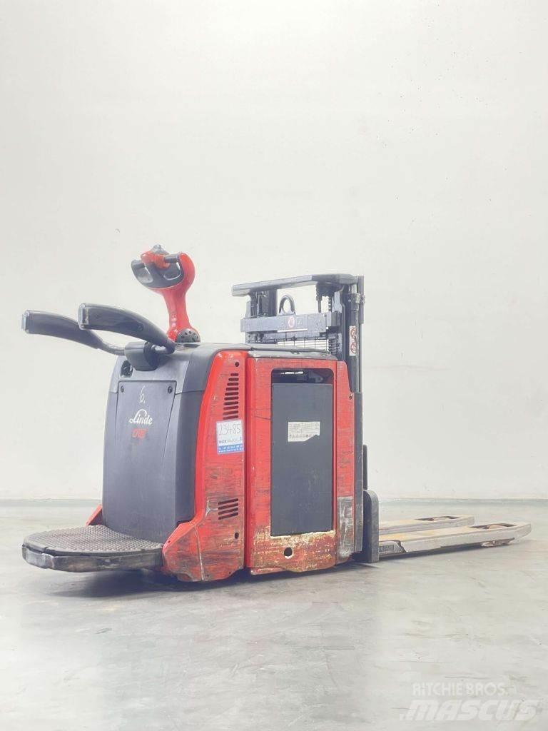 Linde D12AP-133 Ledestablere