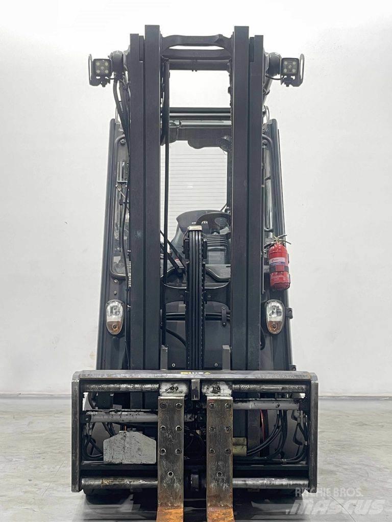 Linde E30H-01/600-387 Elektriske trucker