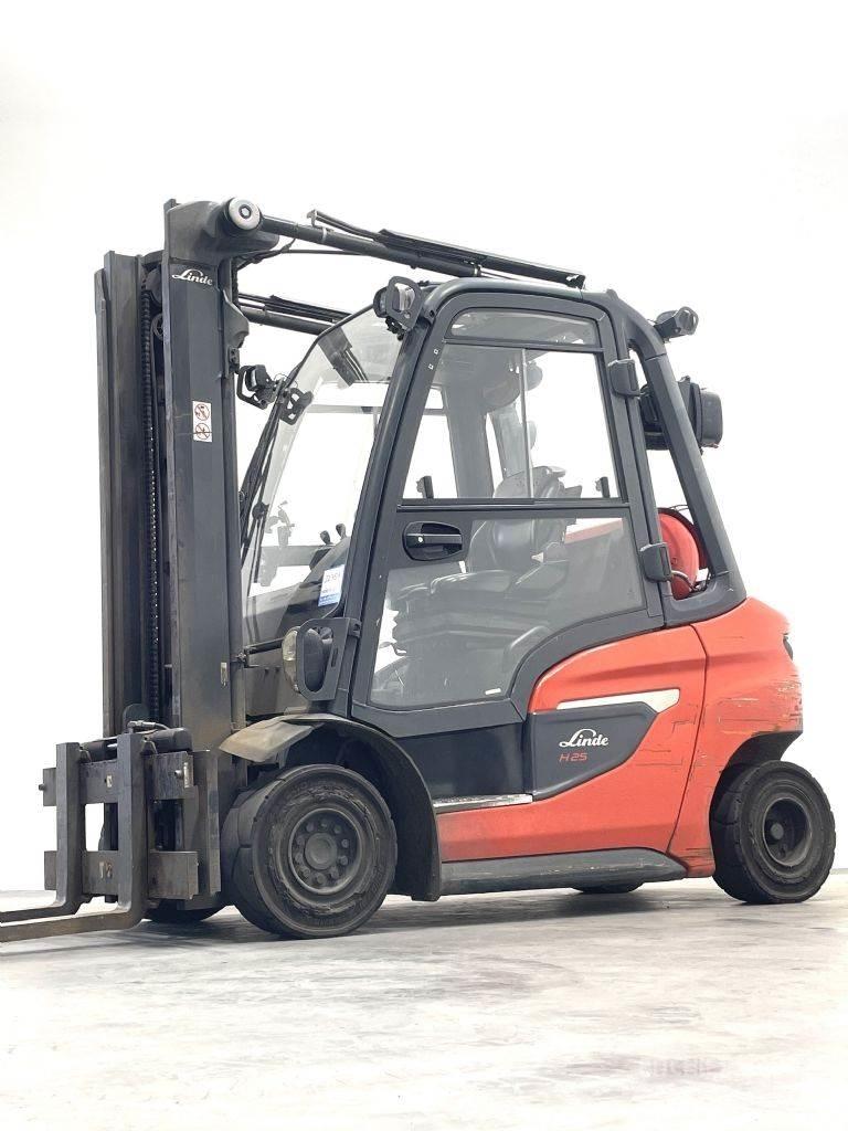 Linde H25T-01 Propan trucker