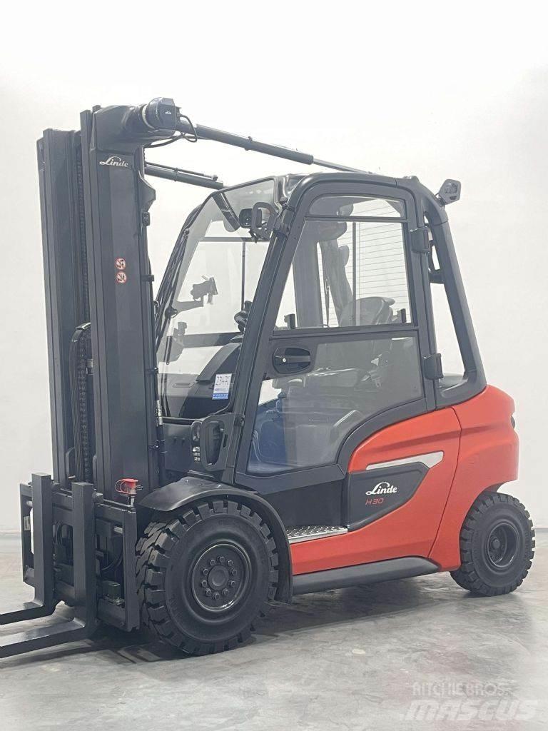 Linde H30D-01-1202 Diesel Trucker