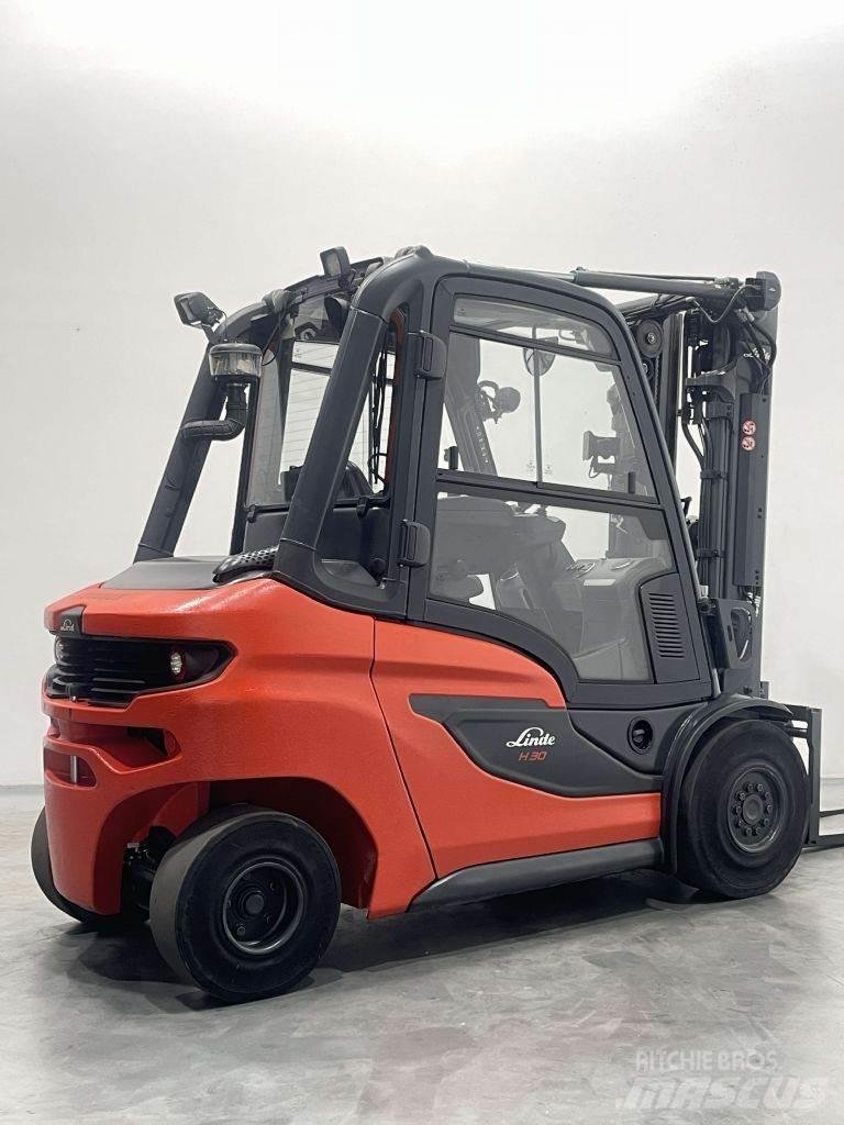 Linde H30D-01-1202 Diesel Trucker