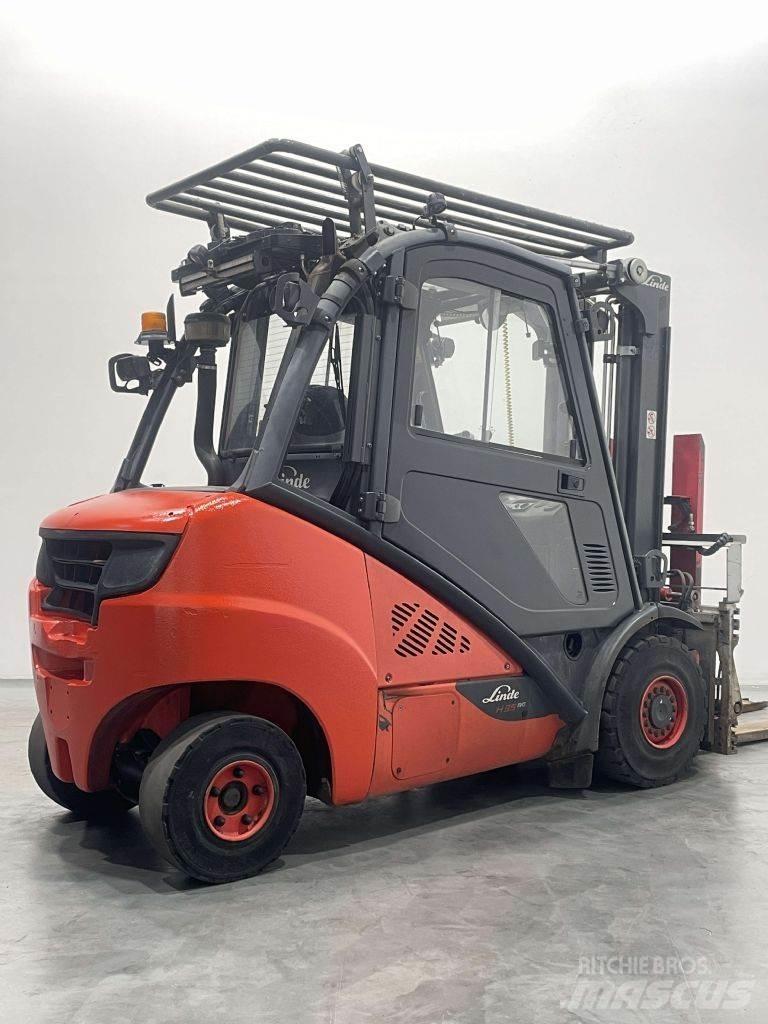 Linde H35D-02-393 Diesel Trucker