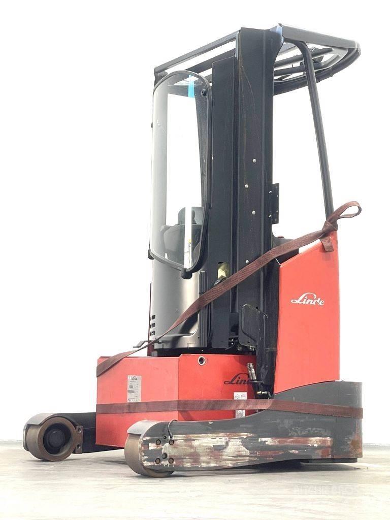 Linde R14X-03-116 Skyvemasttruck