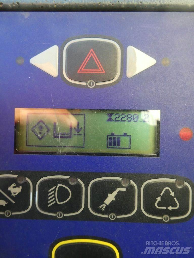 Nilfisk CS7000 1200B Feiemaskiner