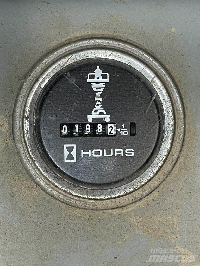 SkyJack SJIII-3219 Sakselifter