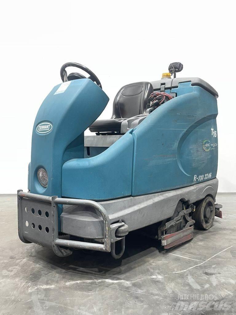 Tennant T16 Feiemaskiner