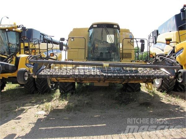 New Holland TX66 Skurtreskere