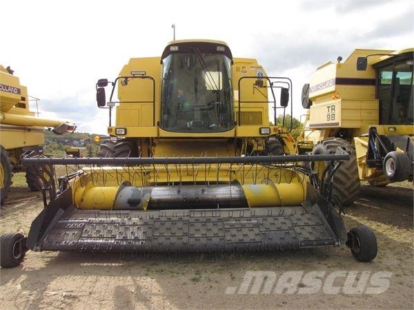 New Holland TX66 Skurtreskere