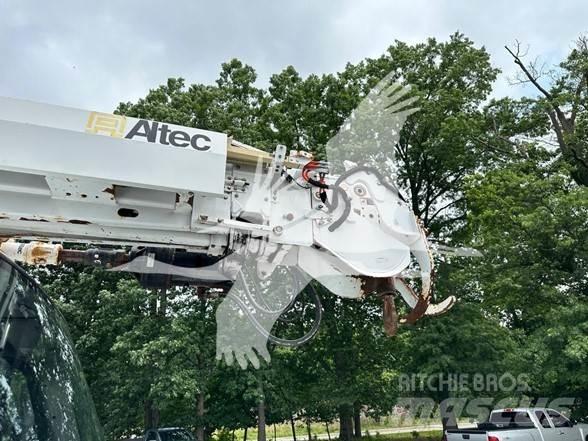 Altec DM47BTR Bilmontert lift