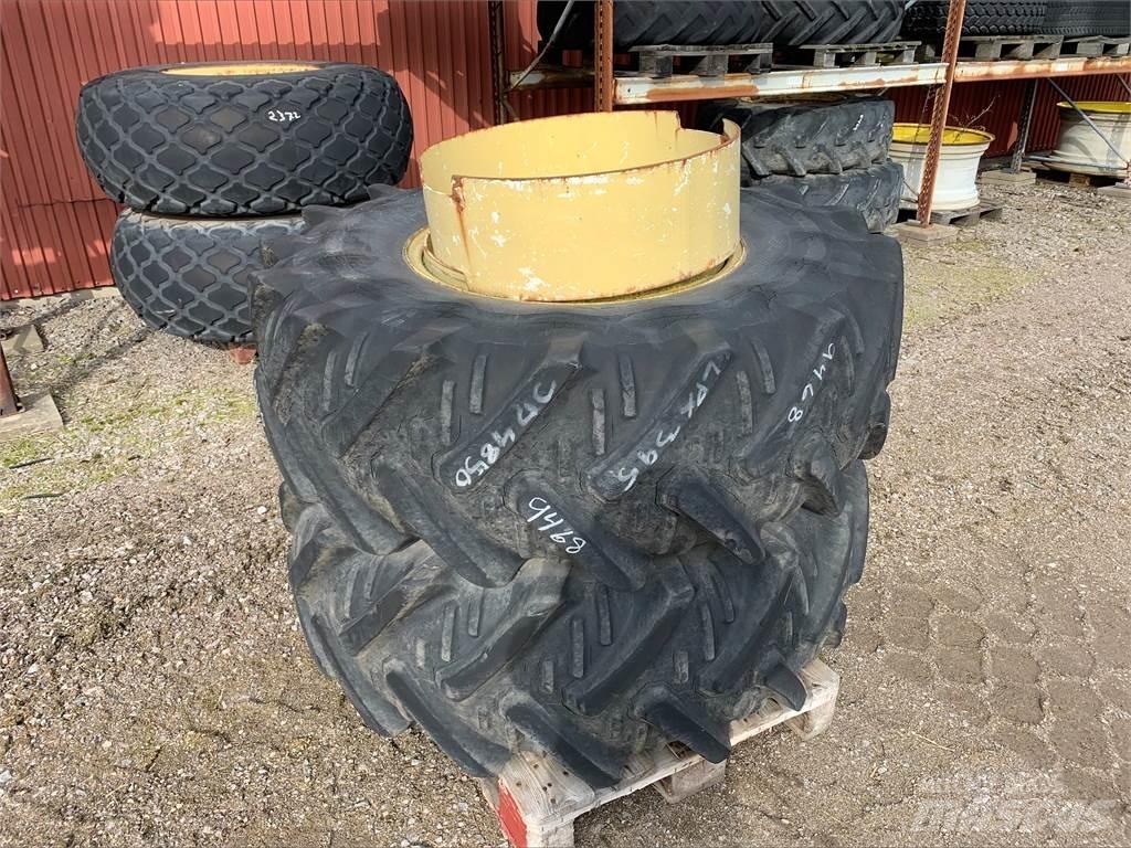  18.4x26 dubbelmontage Dekk, hjul og felger