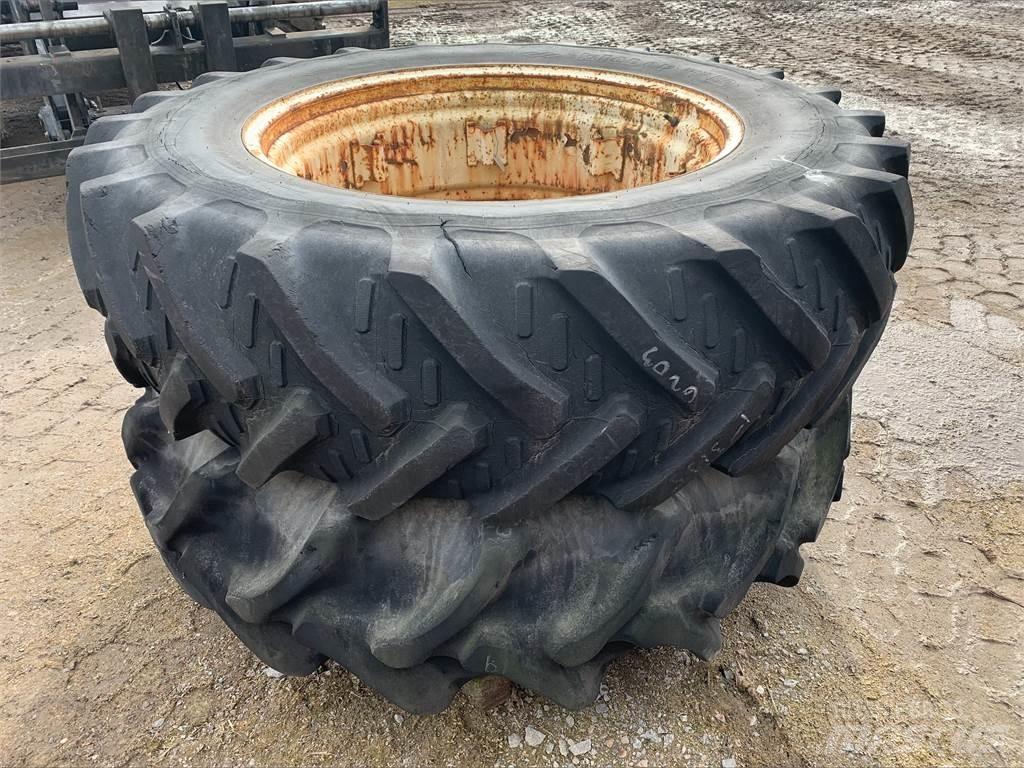  18,4X38 Dekk, hjul og felger