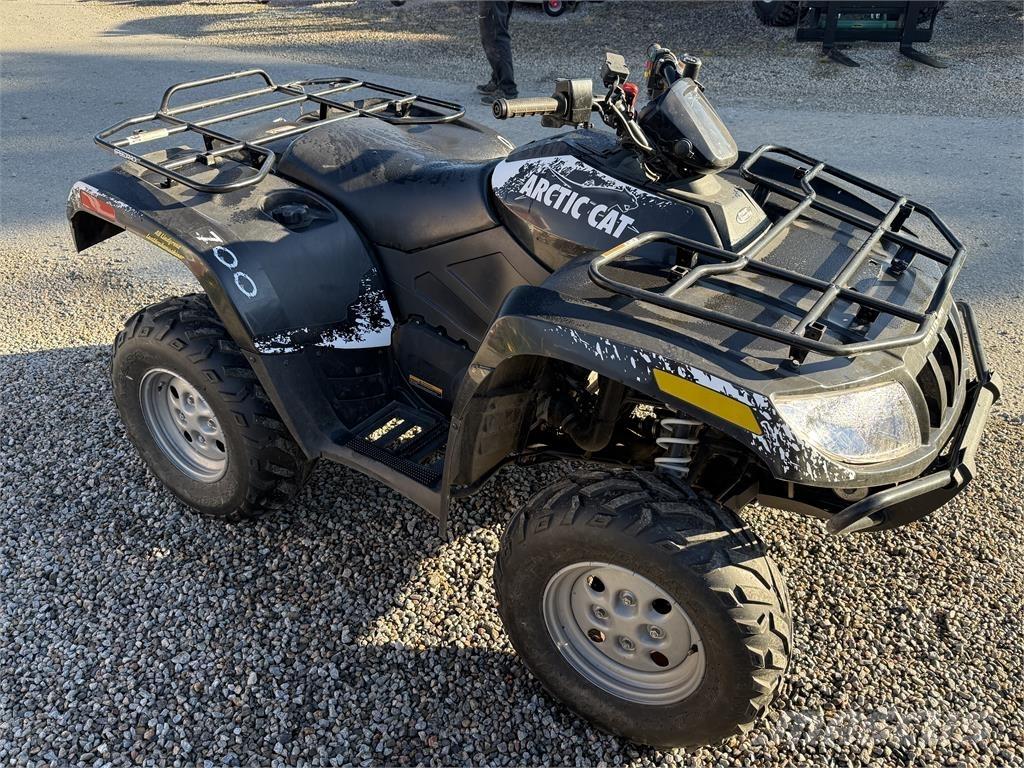 Arctic Cat 700H1 SERVO ATV
