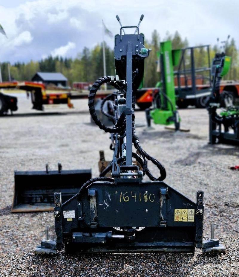 Avant Grävaggregat 210 Kompaktlastere