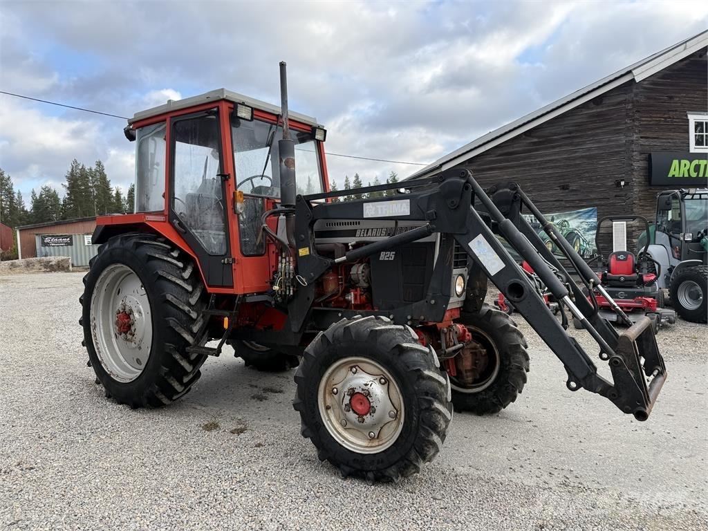 Belarus 825 Traktorer