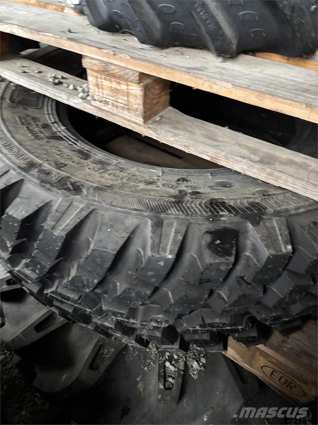 BKT Ridemax Dekk, hjul og felger