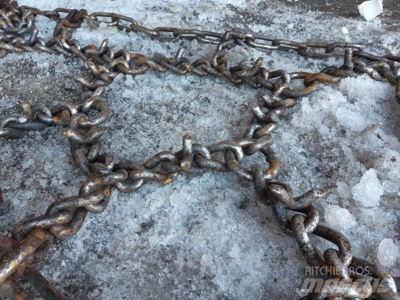  BRODDKEDJOR 13,6-36 Dekk, hjul og felger