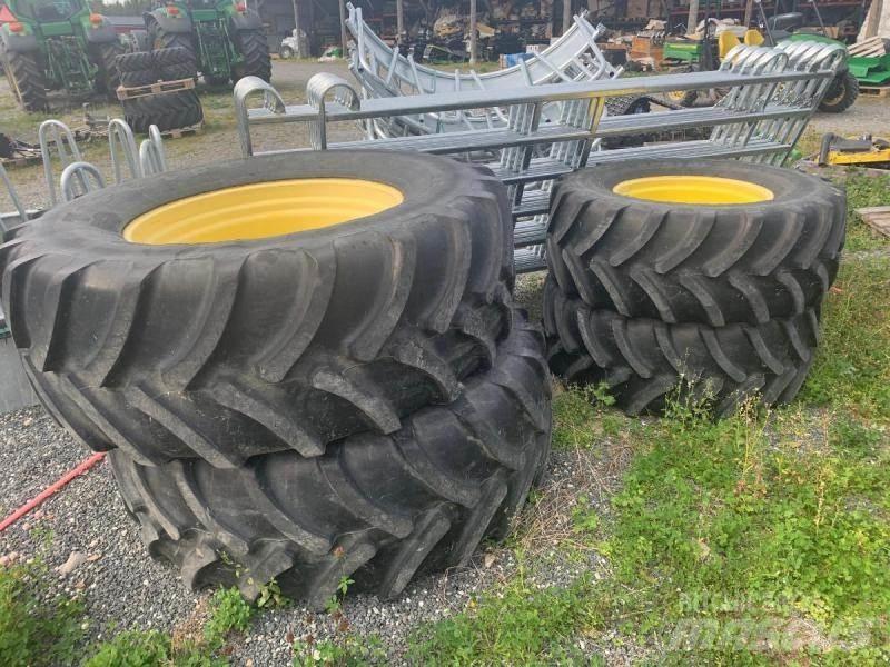Firestone Däck på fälg Dekk, hjul og felger
